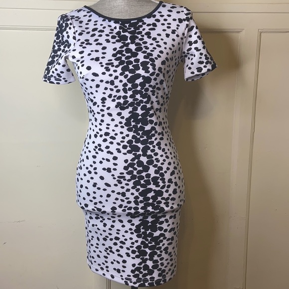 Arden B Black & White Dalmatian Print Dress - Picture 2 of 7